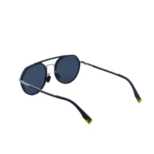 Fendi FE40040U - 52A - 51 Occhiali da sole Black Pilot (Aviator)
