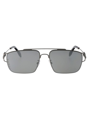 Fendi FE40090U - 14C - 56 Occhiali da sole Black Pilot (Aviator)