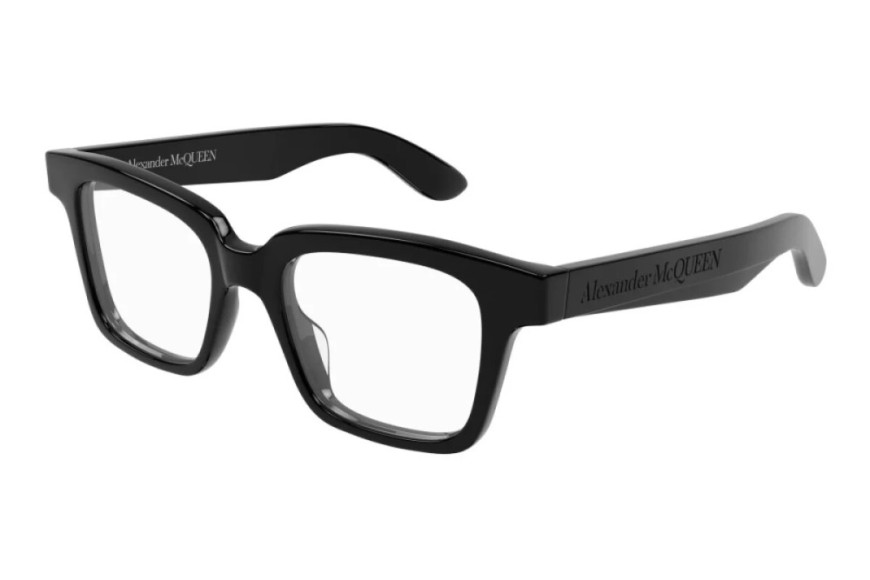 La scelta della montatura ottica non va presa alla leggera.